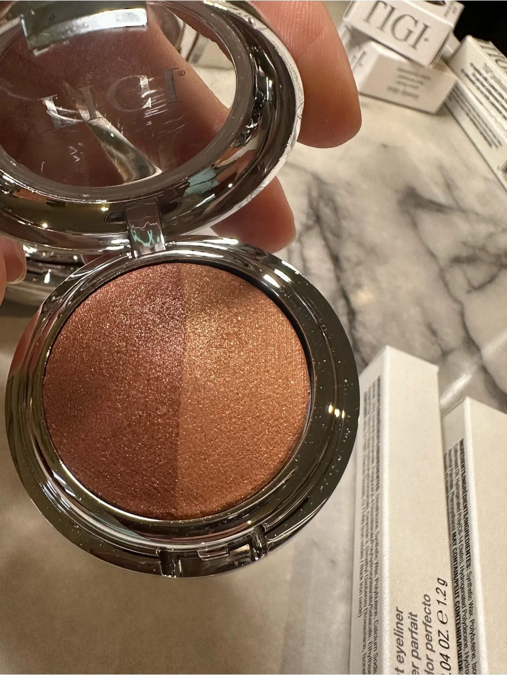 TIGI Eyeshadow & Face Set - Copper Shimmer, Champagne,